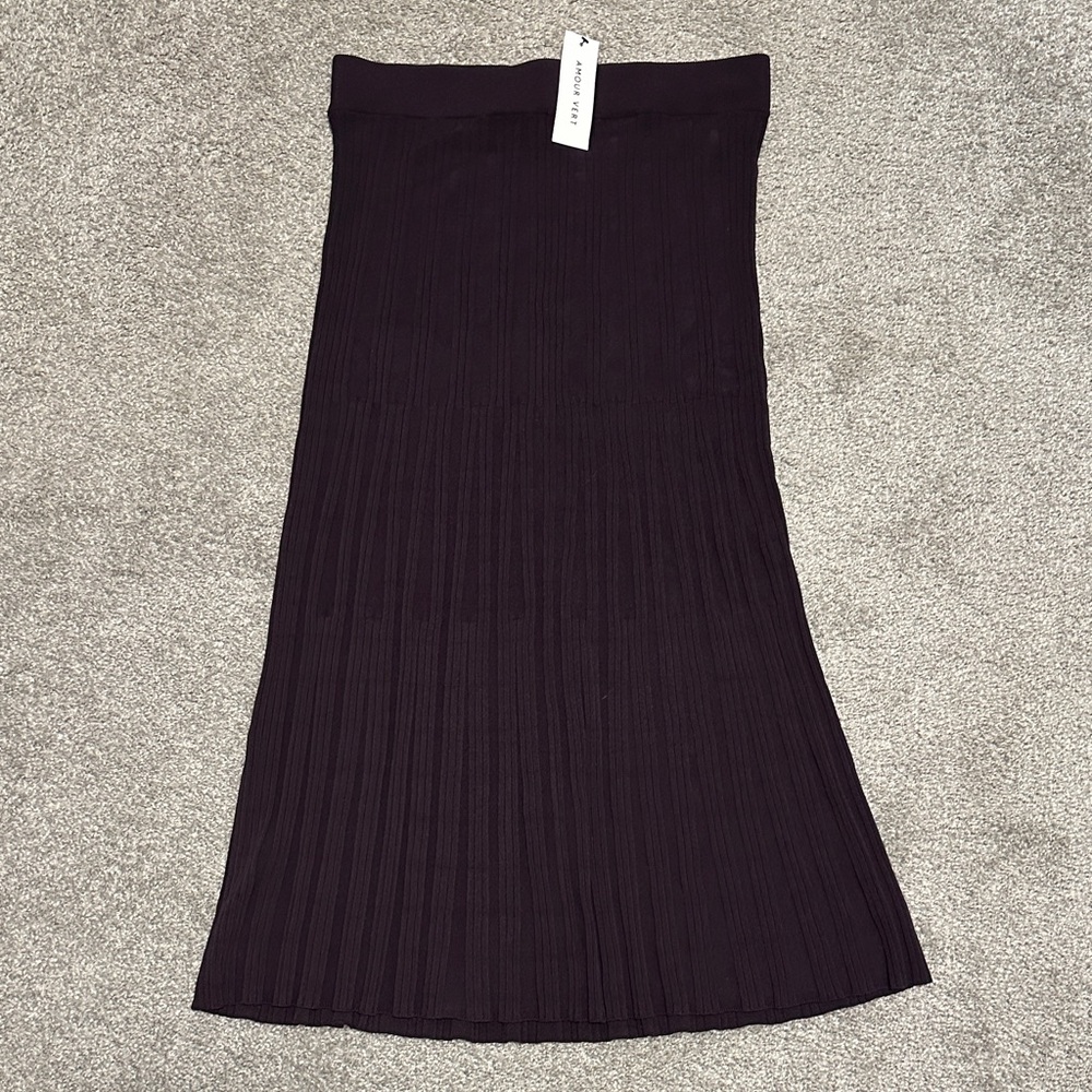 Amour Vert Knit Skirt - Picture 3 of 5